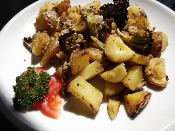 Zemiaky zapečené s hlivou a brokolicou (fotorecept) - obrázok 3