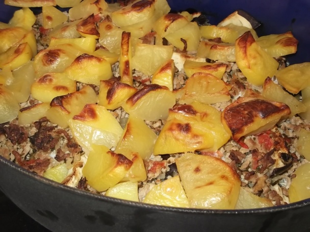Zapečené mäso, baklažán a zemiaky na spôsob musaky (fotorecept) - obrázok 7