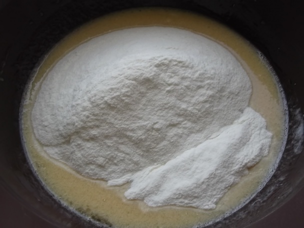 Broskyňový koláč s medom a medovkou-hrnčekový (fotorecept) - obrázok 3