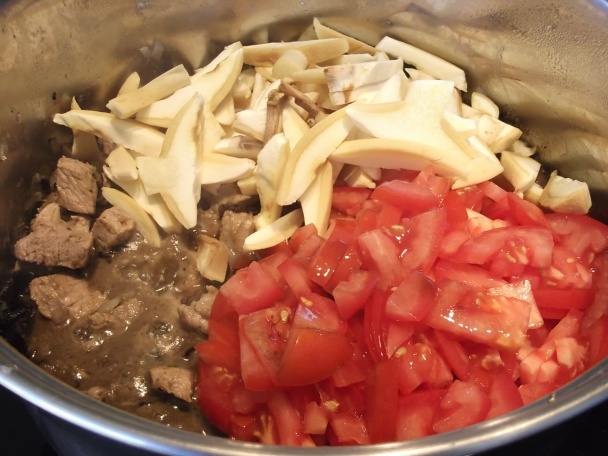 Bravčové dusené s hubami (fotorecept) - obrázok 9