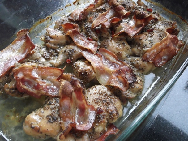 Kuracie stehná so saturejkou a chilli a omáčka trochu nadivoko (fotorecept) - obrázok 7