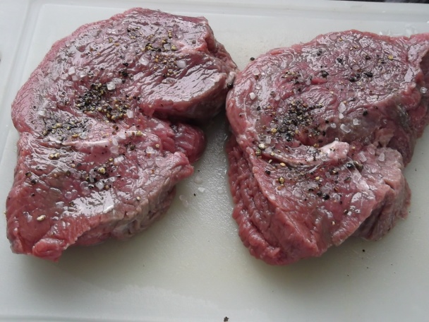 Steak s vínovou redukciou s korením a chilli (fotorecept) - obrázok 2