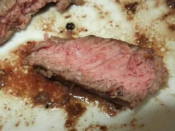 Steak s vínovou redukciou s korením a chilli (fotorecept) - obrázok 8