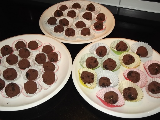 Čokoládovo-rumovo-orechové guľky (fotorecept) - obrázok 4