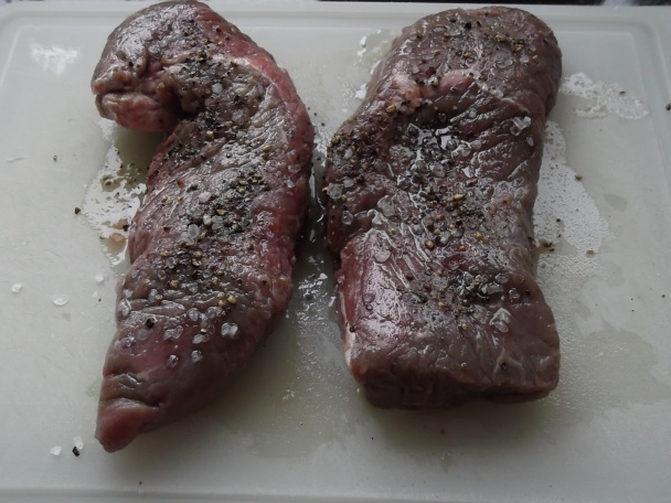 Steak so smotanovo-pečiarkovou redukciou (fotorecept) - obrázok 1