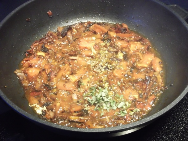 Penne so sušenou šunkou a sušenými paradajkami - obrázok 3