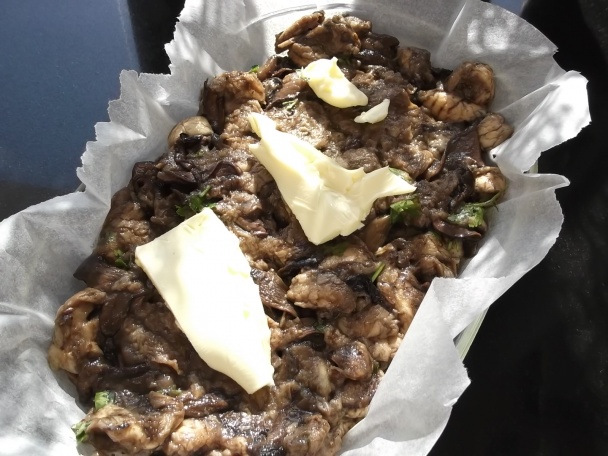 Kuracie stehná s hubovou plnkou a hubovou redukciou (fotorecept) - obrázok 6