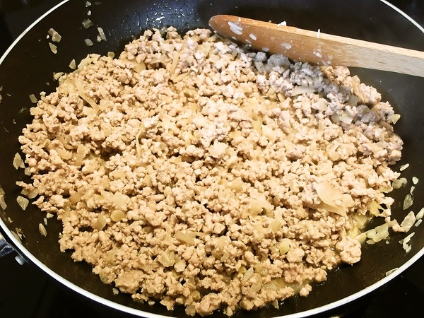 Zapečené palacinky s mäsom na spôsob lasagne (fotorecept) - obrázok 1