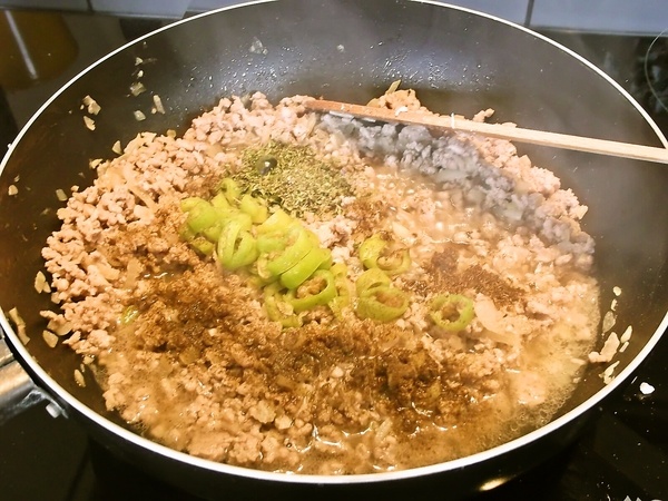 Zapečené palacinky s mäsom na spôsob lasagne (fotorecept) - obrázok 2