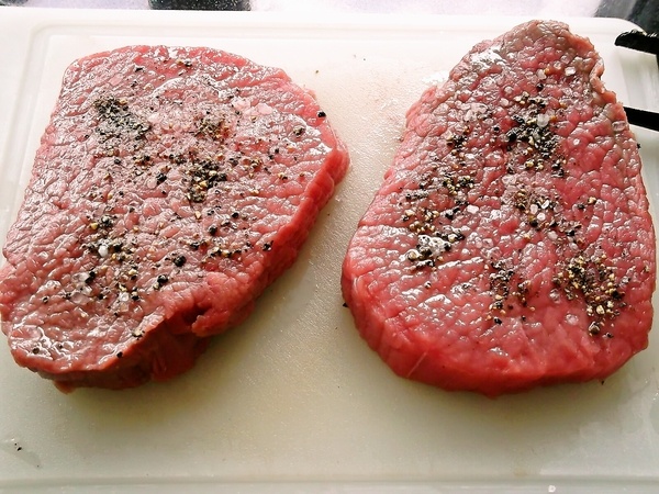 Steak s chilli brusnicovou redukciou (fotorecept) - obrázok 2