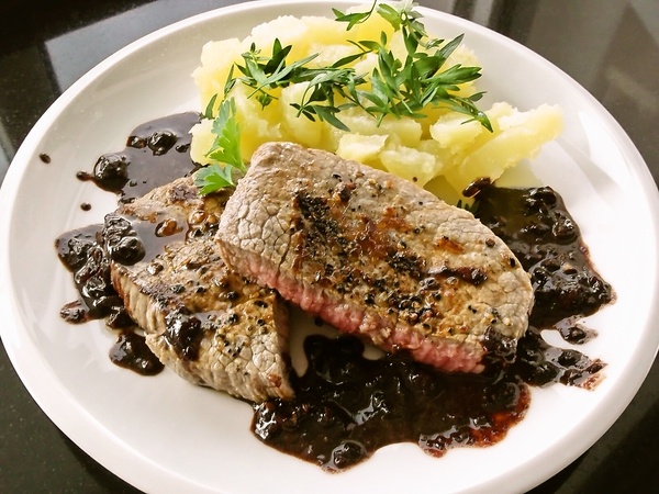 Steak s chilli brusnicovou redukciou (fotorecept) - obrázok 5