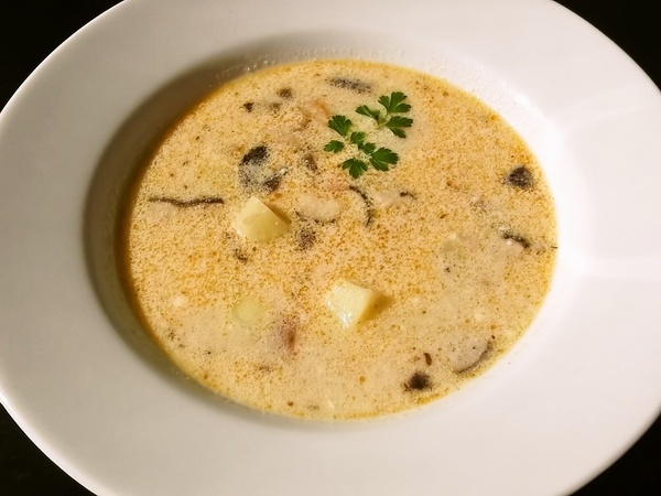 Hubová polievka z rýdzikov, václaviek a bedlí na kyslo (fotorecept) - obrázok 9