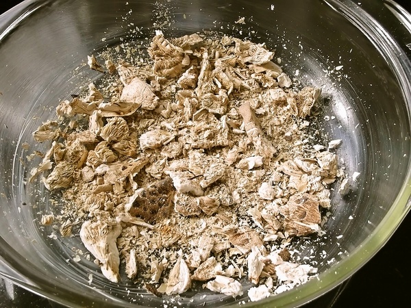 Hubový pekáč č. 2 - pečený aj so zemiakmi (fotorecept) - obrázok 1