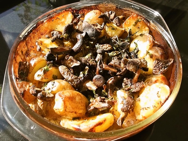 Hubový pekáč č. 2 - pečený aj so zemiakmi (fotorecept) - obrázok 7