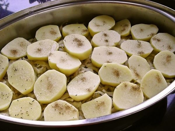 Bôčiková roláda na slanine a kyslej kapuste - eintopf (fotorecept) - obrázok 2