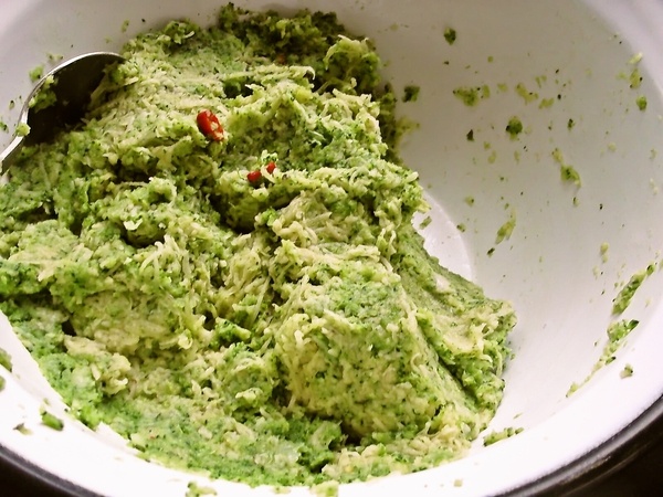 Zemiakovo-brokolicové placky pečené v rúre (fotorecept) - obrázok 3