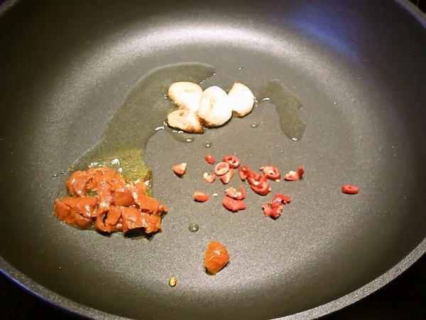 Penne s medvedím cesnakom (fotorecept) - obrázok 1