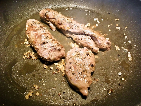 Hanger steak na flambovanej fazuľke (fotorecept) - obrázok 3