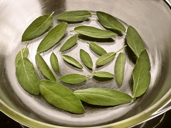 Hubový pekáč č.3 - so šalviou (fotorecept) - obrázok 4