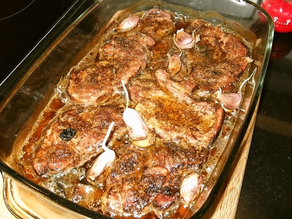 Krkovička pečená na hubách a červenom víne (fotorecept) - obrázok 10