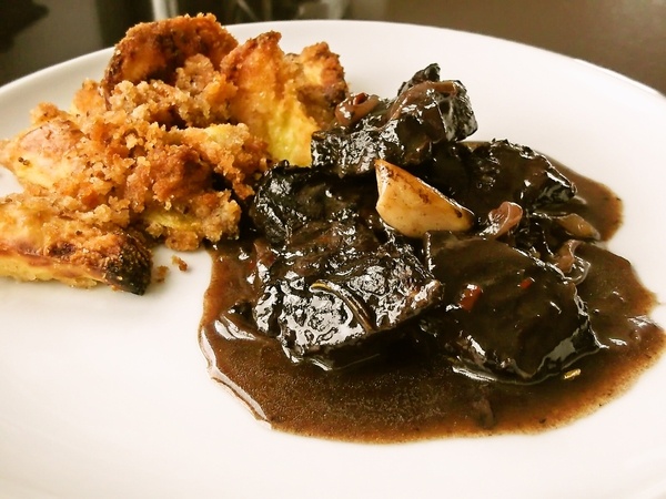 Hovädzia nožina na víne s cesnakom a rozmarínom (fotorecept) - obrázok 10