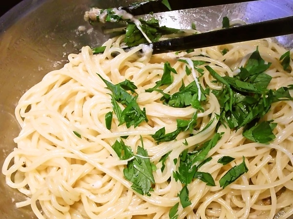 Špagety s parmezánom a vňaťou (fotorecept) - obrázok 2