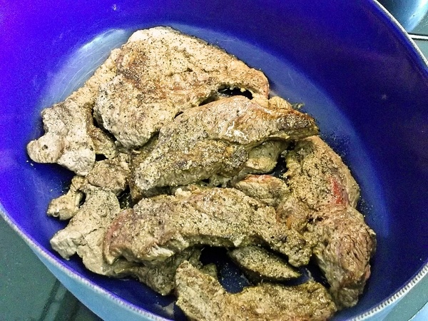 Hovädzia nožina so sušenými paradajkami a hubami (fotorecept) - obrázok 2