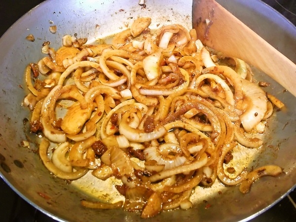 Hovädzia nožina so sušenými paradajkami a hubami (fotorecept) - obrázok 4