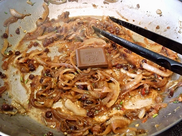 Bravčová krkovička s vínovou cibuľou (fotorecept) - obrázok 4