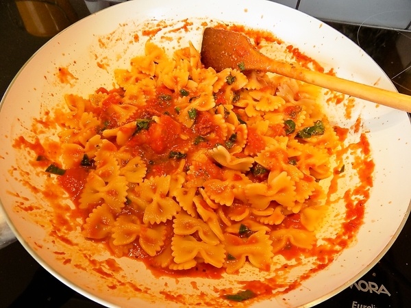 Cestoviny s medvedím cesnakom (fotorecept) - obrázok 3