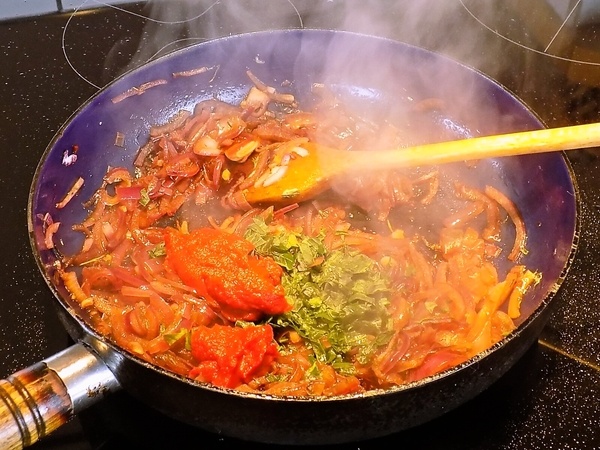 Bravčová krkovička s cibuľovou omáčkou (fotorecept) - obrázok 2