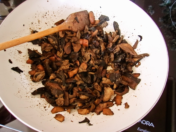 Mäsové guľôčky v hubovej omáčke (fotorecept) - obrázok 2