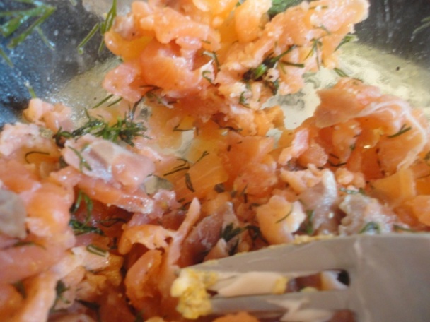 Košíčky plnené tatarákom z lososa a karí dipom (fotorecept) - obrázok 1