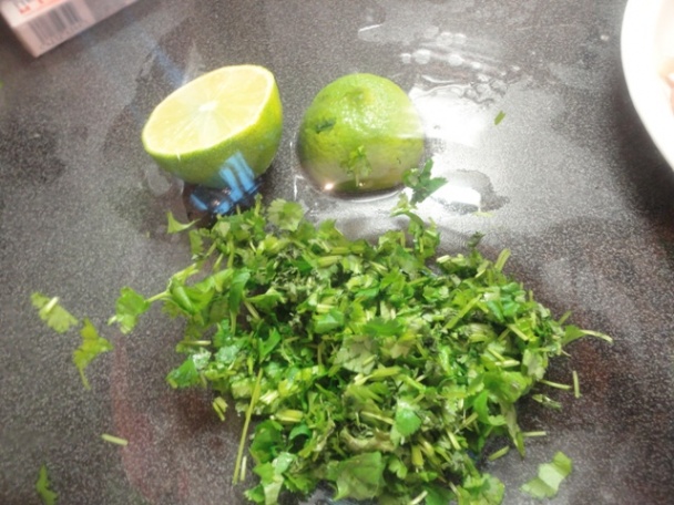 Kuracie prsia v koriandrovo-jogurtovej omáčke (fotorecept) - obrázok 2