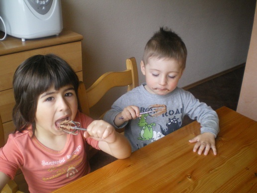 Čokoládový velvet koláč (fotorecept) - obrázok 5