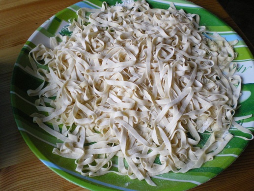 Fettuccine v smotanovej omáčke alebo široké rezance zo strojčeka (fotorecept) - obrázok 12