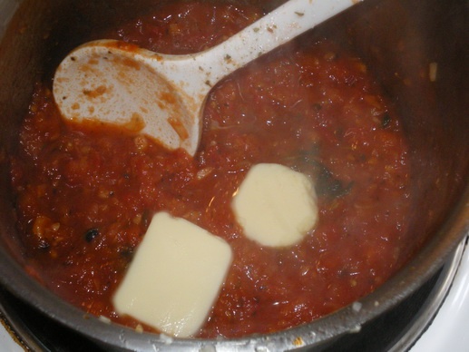 Moje nové obľúbené cesto na pizzu s domácou omáčkou (fotorecept) - obrázok 6