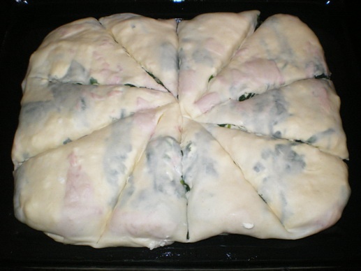Vrstvený  burek so špenátom a fetou (fotorecept) - obrázok 10