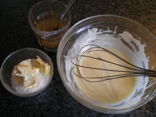 Kávové zliepané koláčiky (fotorecept) - obrázok 3