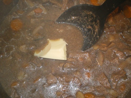 Hovädzie na čiernom pive s rozmarínom (fotorecept) - obrázok 6