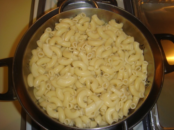 Makaróny so syrom (macaroni & cheese) - obrázok 1