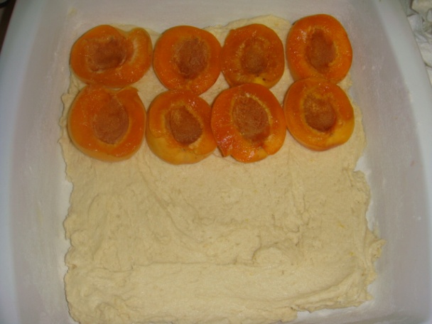 Marhuľový koláč so syrovou polevou (fotorecept) - obrázok 5