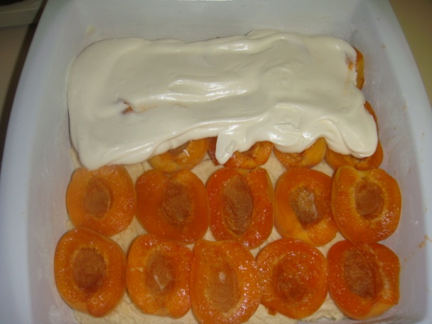 Marhuľový koláč so syrovou polevou (fotorecept) - obrázok 7