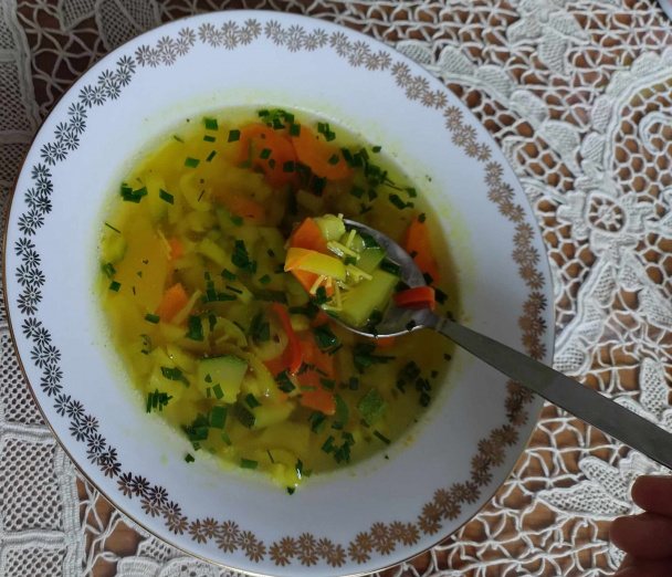 Tekvicová kaša s bravčovým mäsom a zeleninová polievka so šafranom (fotorecept) - obrázok 2