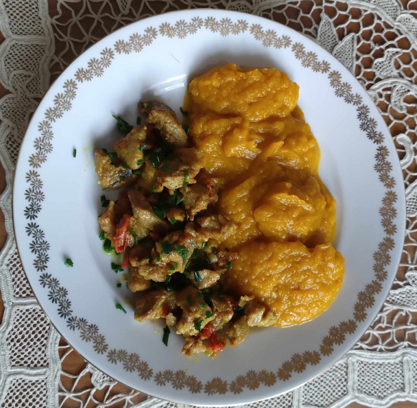 Tekvicová kaša s bravčovým mäsom a zeleninová polievka so šafranom (fotorecept) - obrázok 6