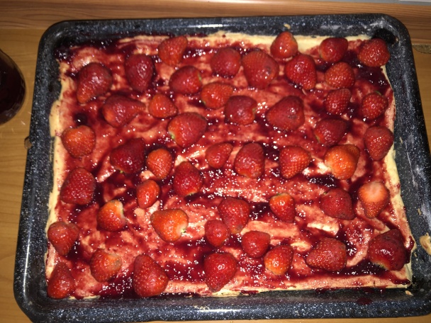 Zákusok s jahodami a parížskym krémom (fotorecept) - obrázok 9