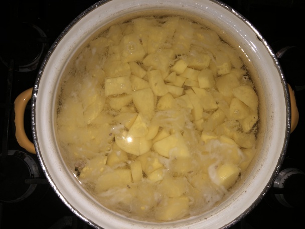 Bravčové rezne so zemiakovou kašou - obrázok 2