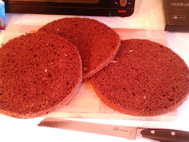 Torta s parížskym krémom a čučoriedkami (fotorecept) - obrázok 10