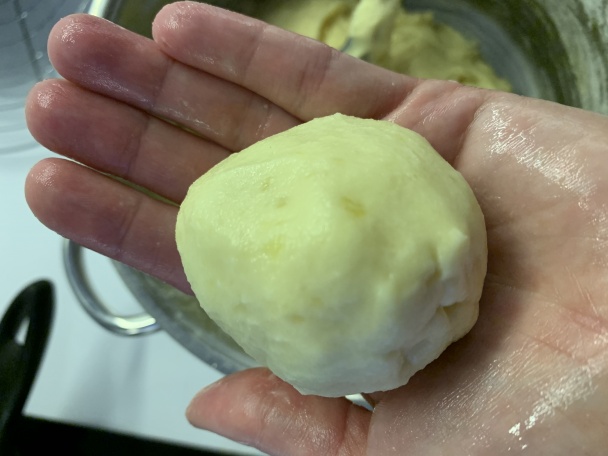 Slivkové guľky zo zemiakového cesta alebo gombovce (fotorecept) - obrázok 4