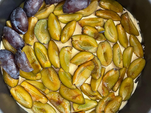 Slivkový koláč s mrveničkou (fotorecept) - obrázok 3